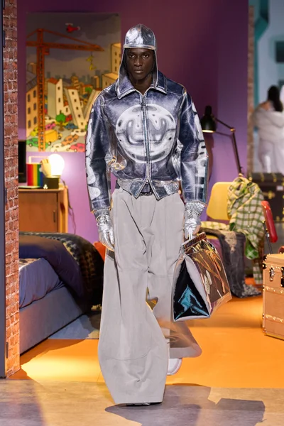 Look 33